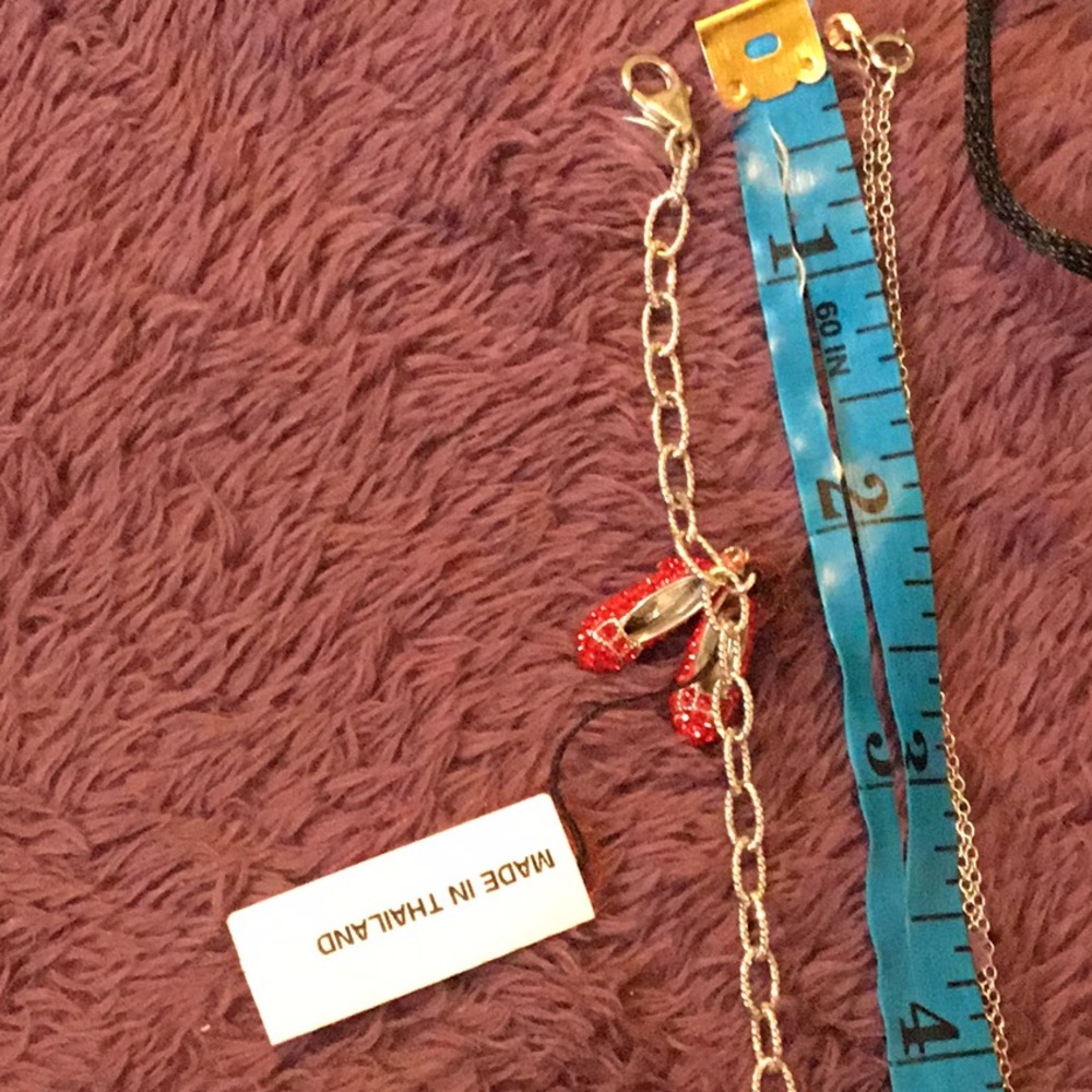 NWT Wizard of Oz 75th Anniversary Edition Necklace & Bracelet Set - Picture 14 of 16
